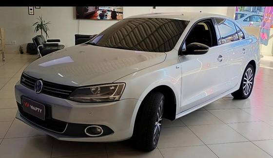 VOLKSWAGEN JETTA 2.0 TSI HIGHLINE 200CV GASOLINA 4P TIPTRONIC